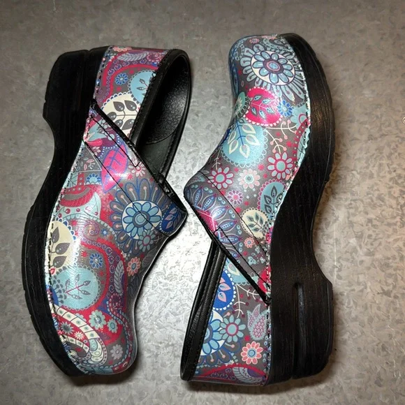 Dansko Women's Multi Colored Gray Paisley Clogs Comfort Shoes Size 38 Nurse Tech - Picture 4 of 11